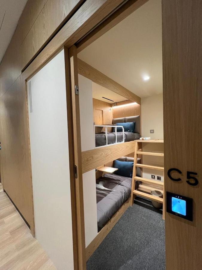 Bunk Cabin 6 Hour Morning from 0700-1300 hrs 7am-1pm