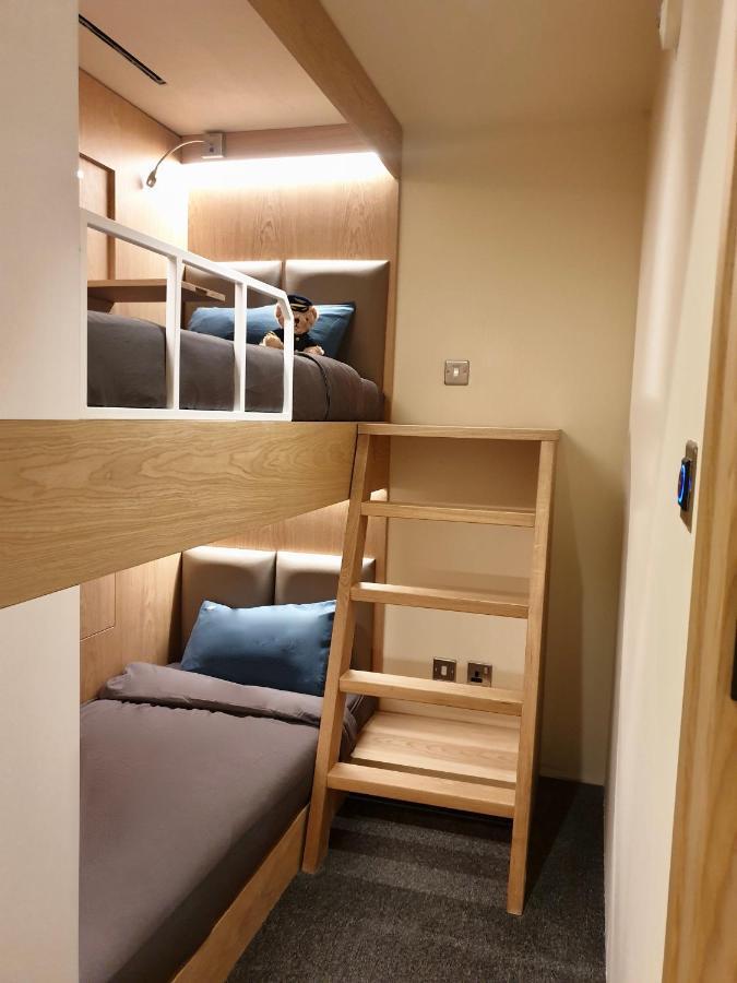 Bunk Cabin 6 Hour Morning from 0700-1300 hrs 7am-1pm