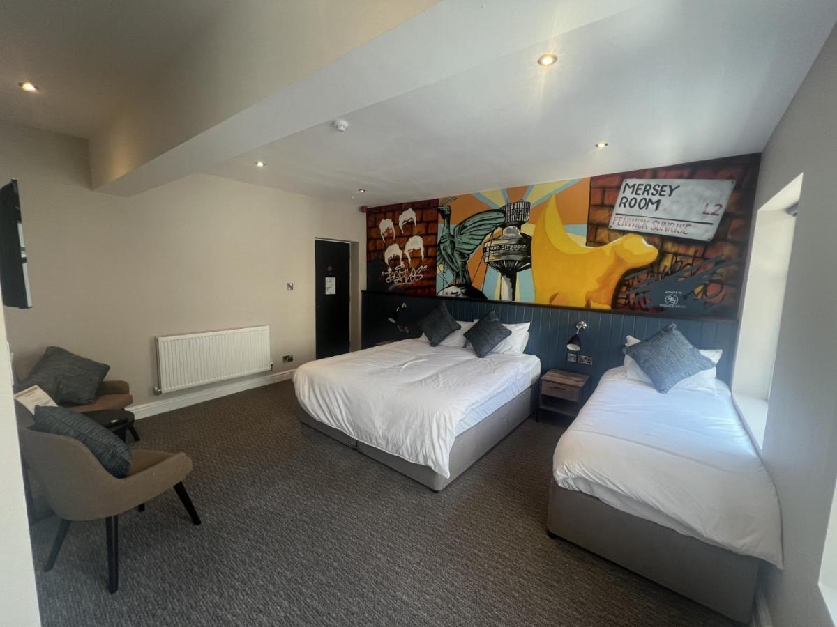 Triple Room Bath