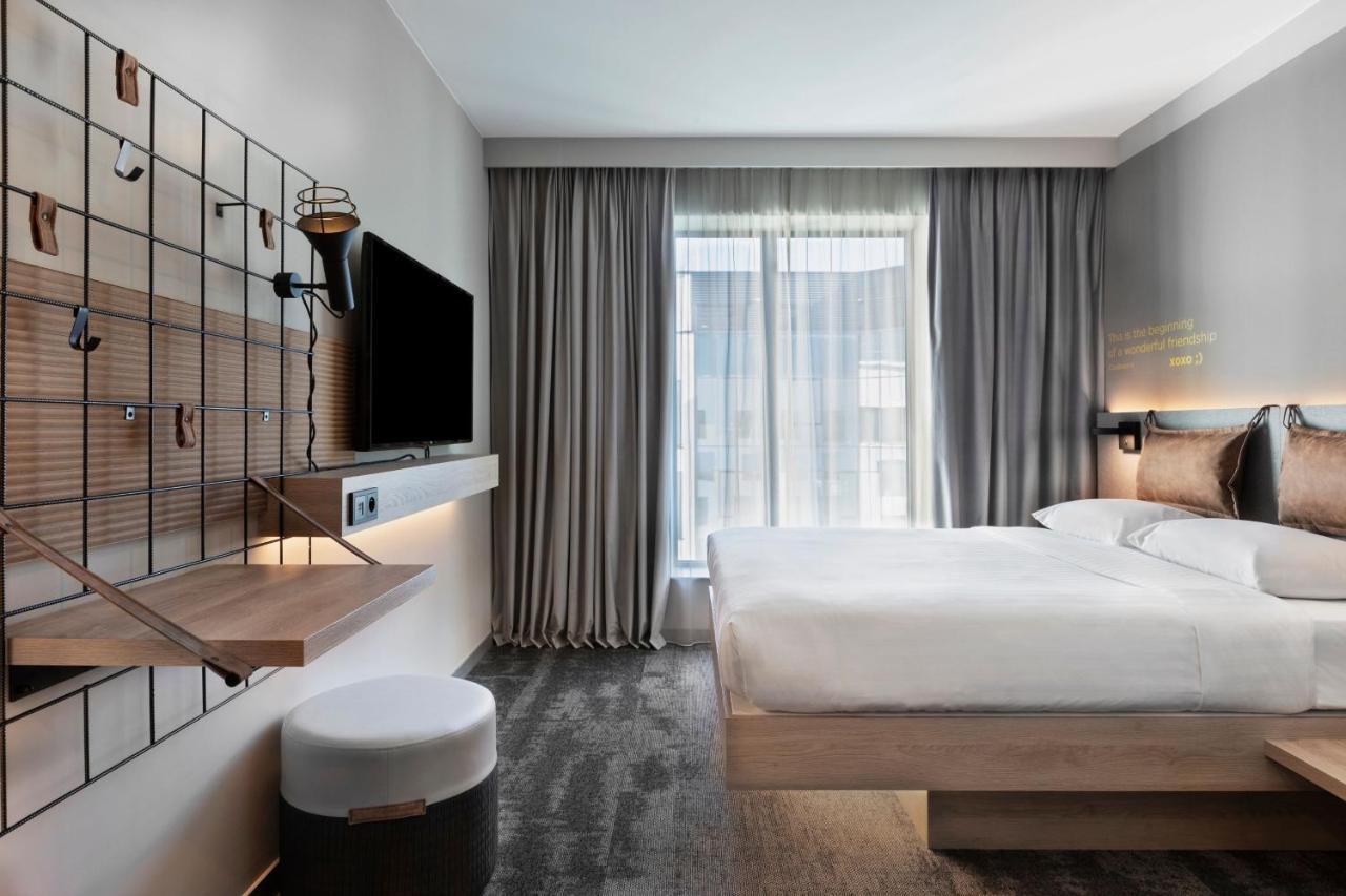 Queen Room City View