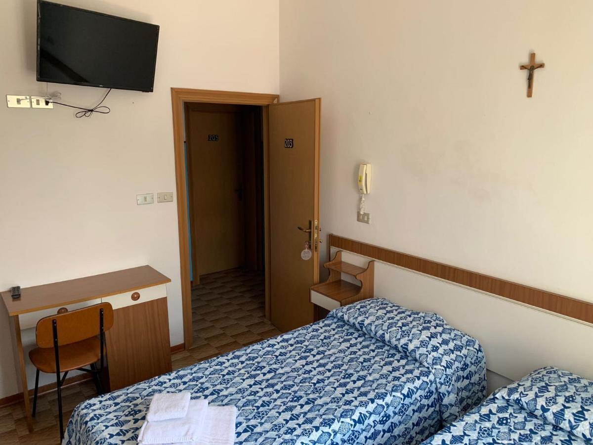 Single Room,1774301547:JPEG