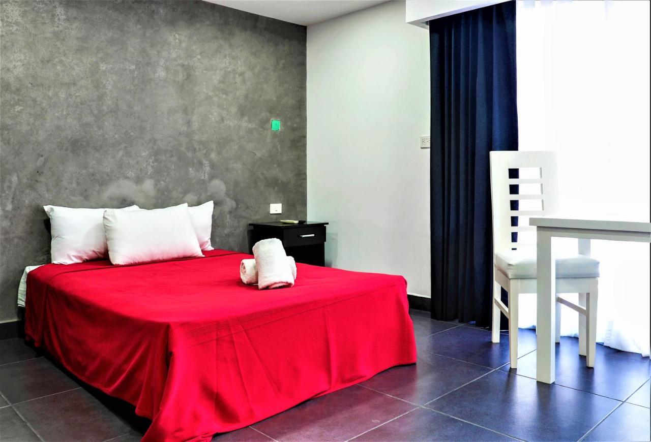 Deluxe Double Room,1417012518:JPEG