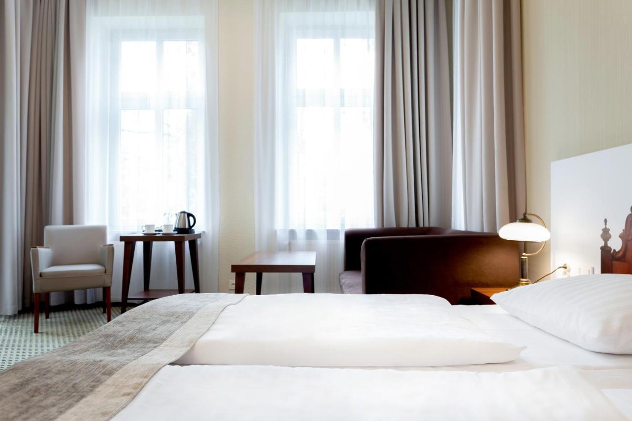 Standard Plus Twin Room