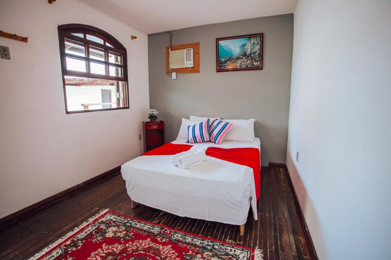 Quarto Econômico