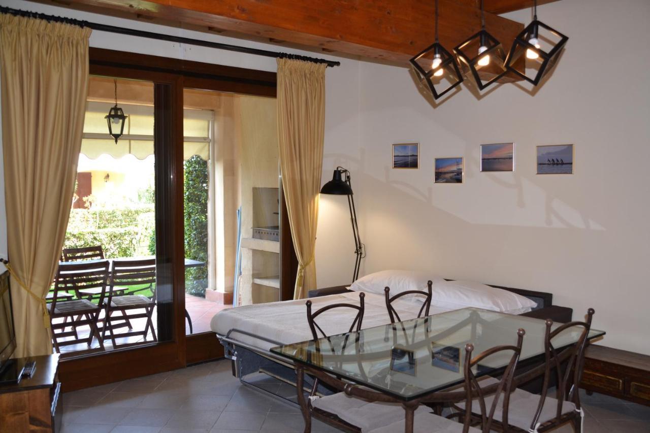 Superior One-Bedroom Apartment