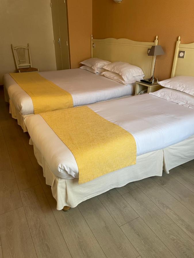 Triple Room or