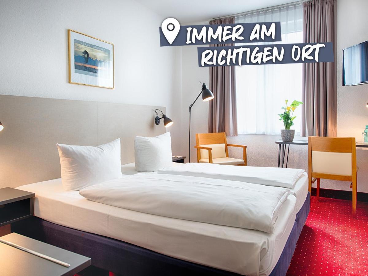 Room Twin Beds