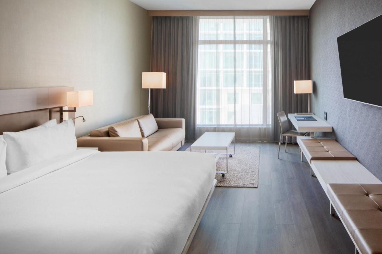 Guest room, 1 King, Sofa bed,  City view (Hearing Accessible)