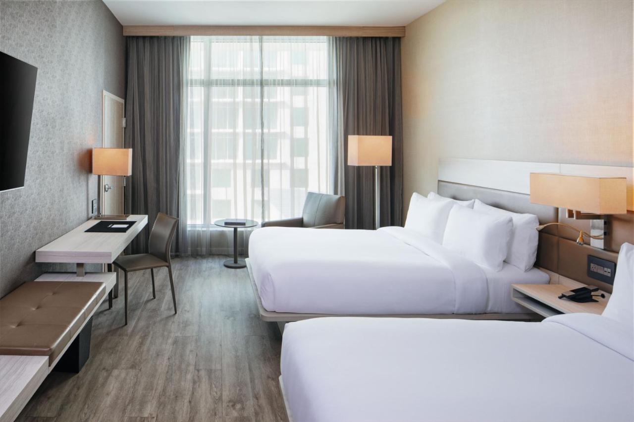 Queen Room With Two Queen Beds and City View - Hearing Accessible