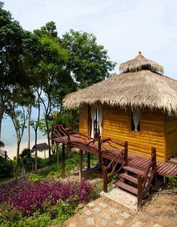Seaview Teakwood House