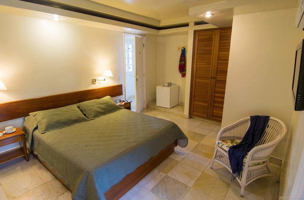 Quarto com Cama de Casal ou 2 de Solteiro