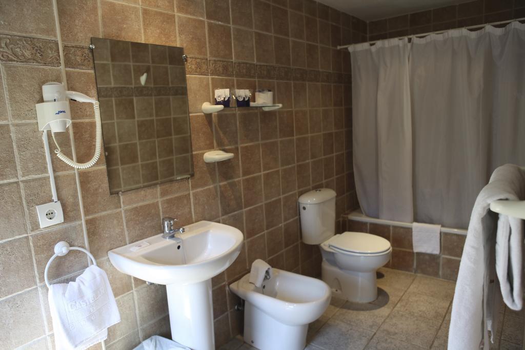 Twin Room,267508841:JPEG