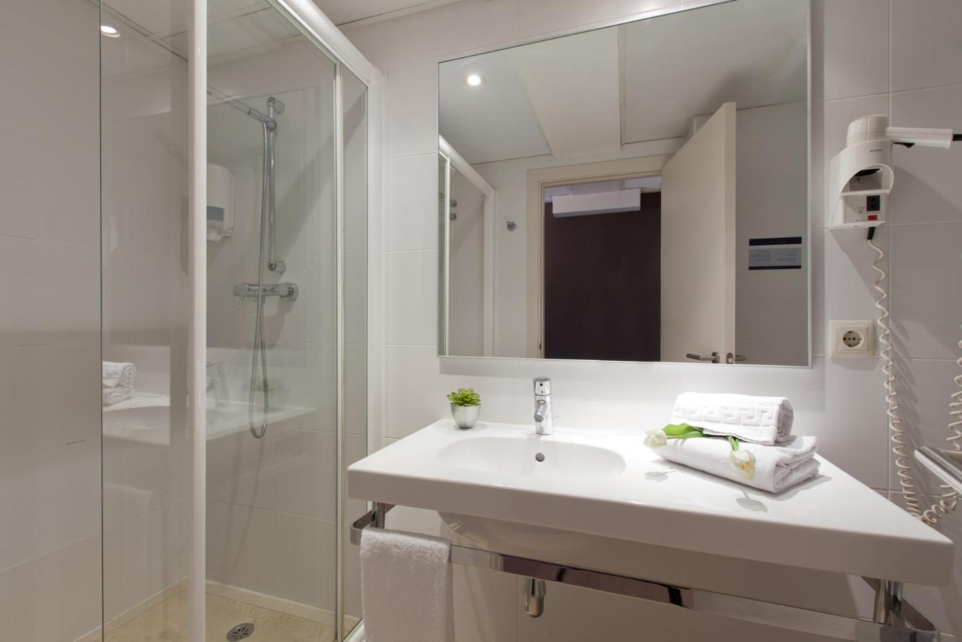 Double or Twin Room,1432034323:JPEG
