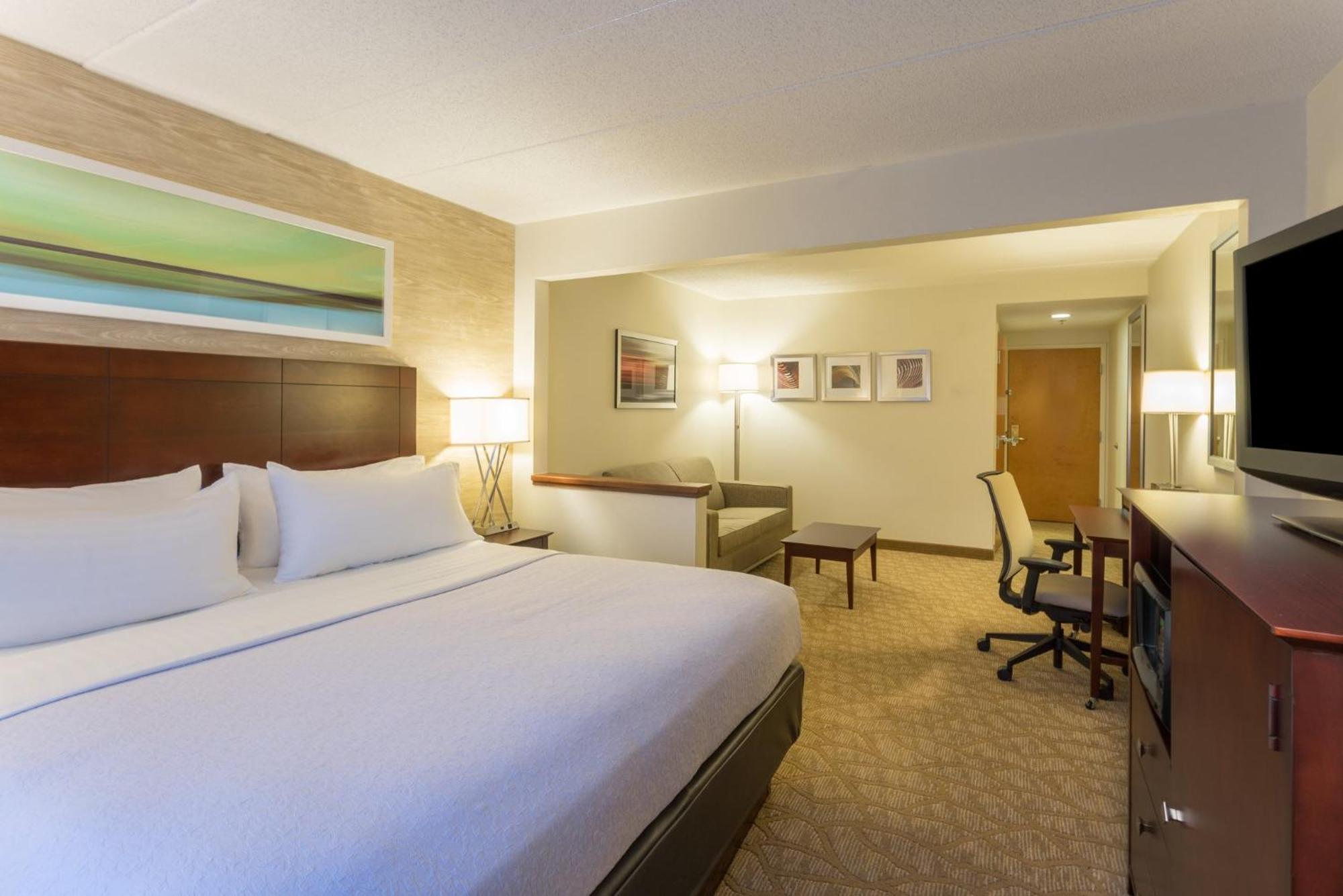 Standard King Room