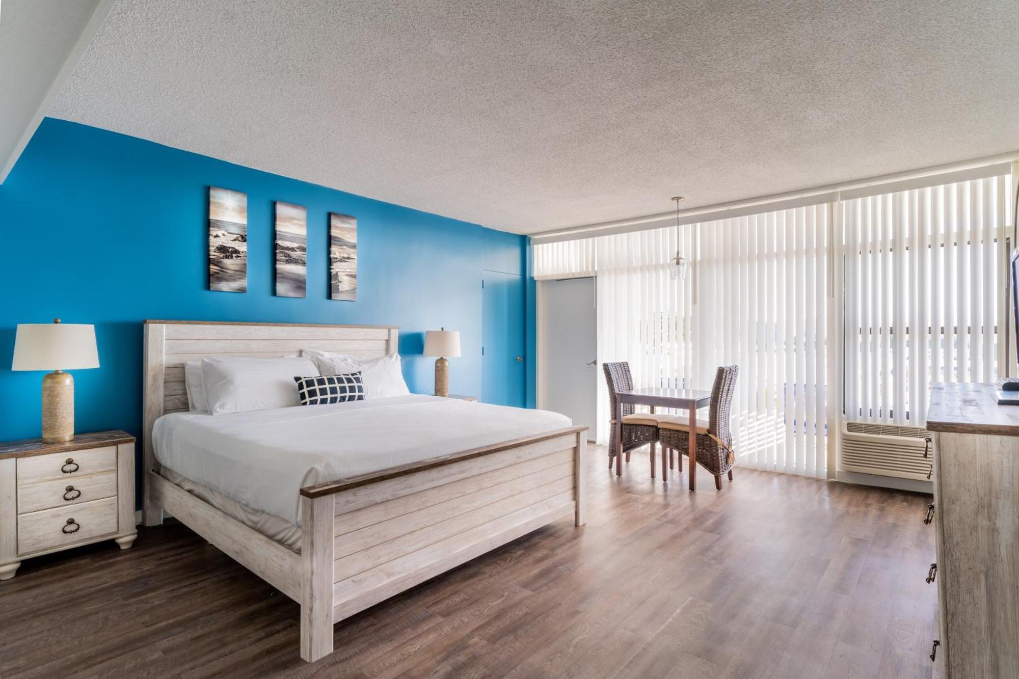 Premier King Room