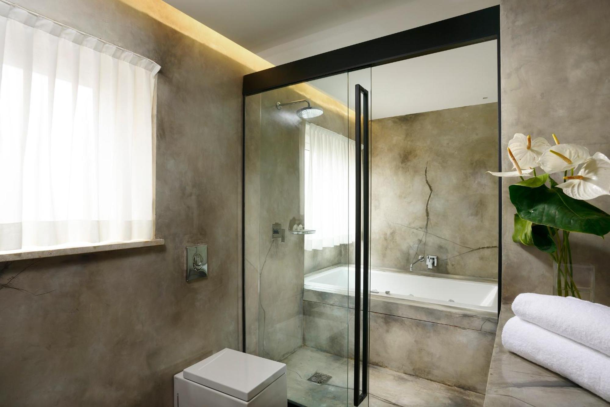 Deluxe Double Room Spa Bath
