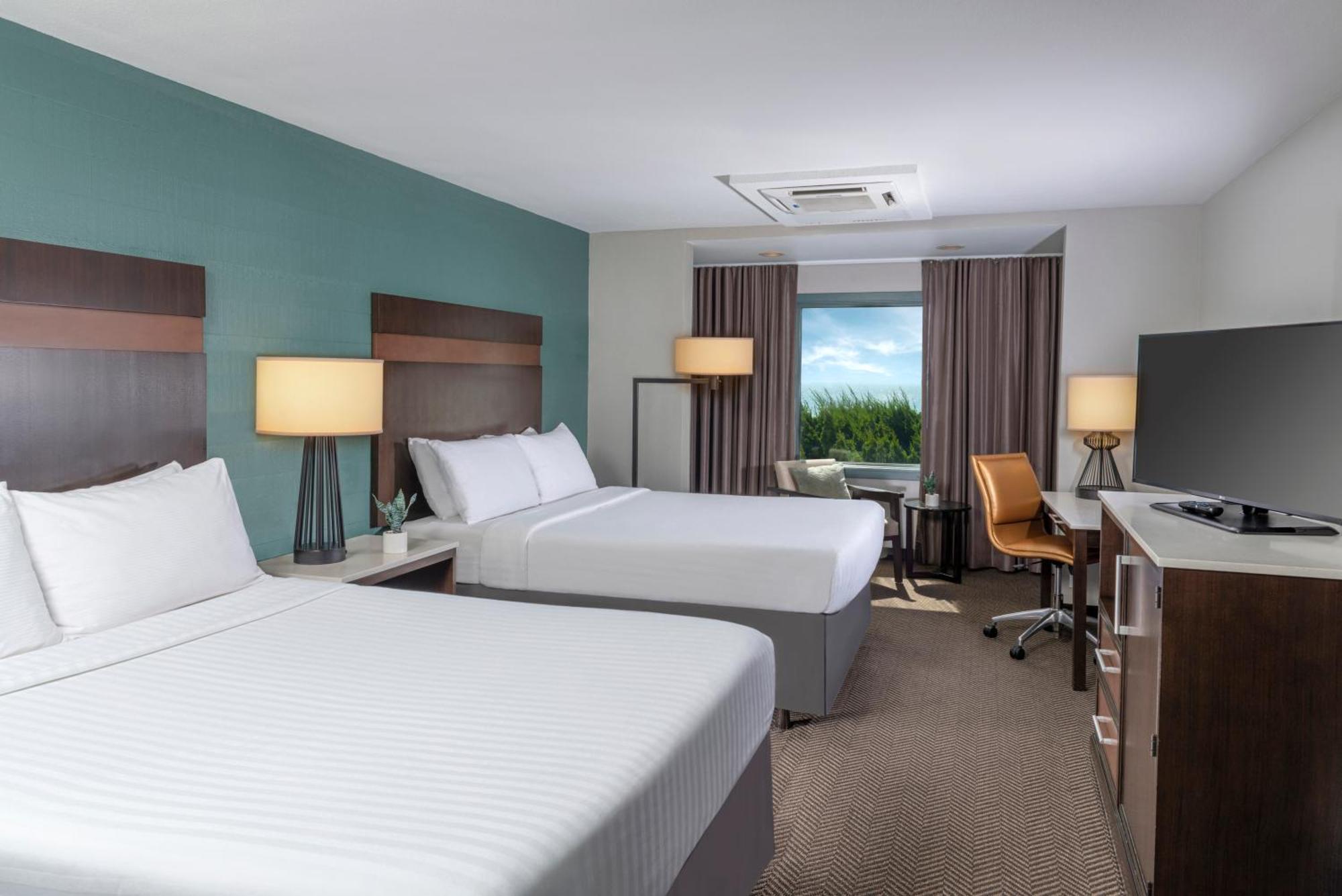 Quadruple Room with Sea View