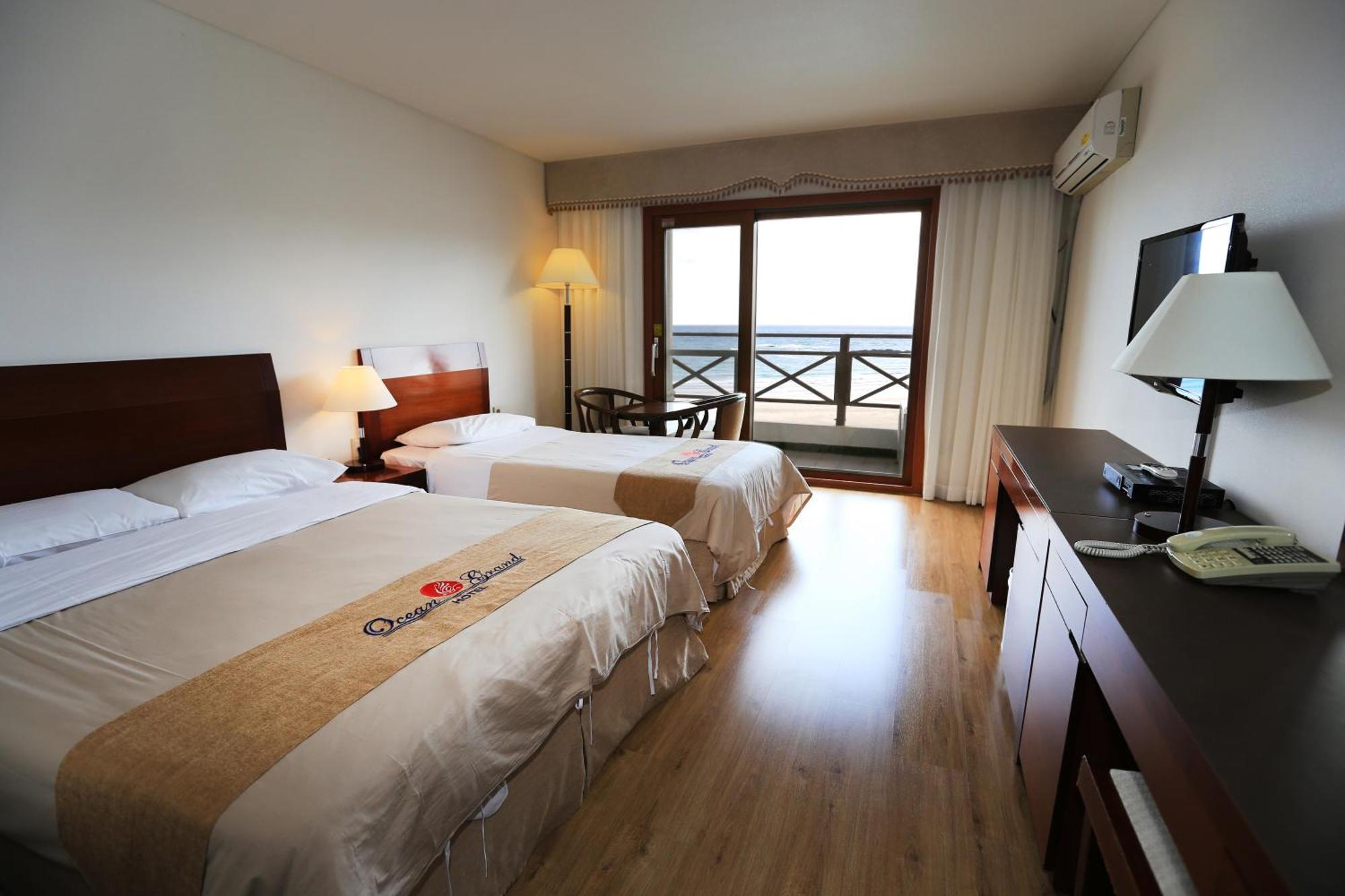 Deluxe Twin Room Sea View