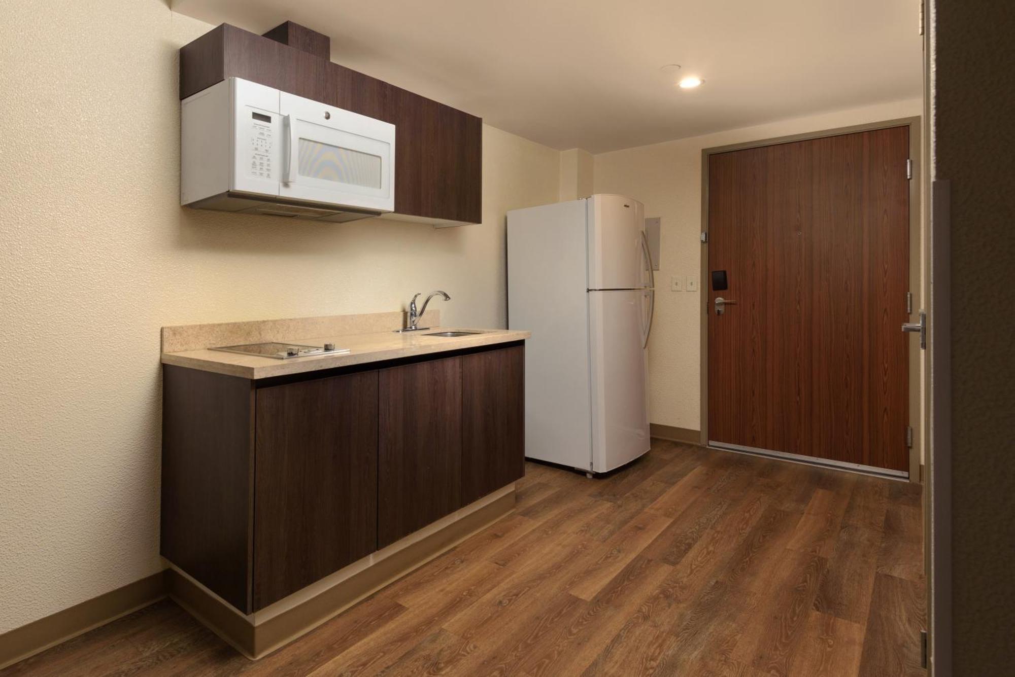 Queen Suite