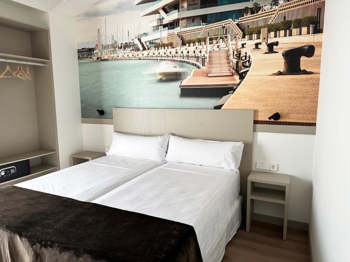 Deluxe Triple Room,1466727860:JPEG
