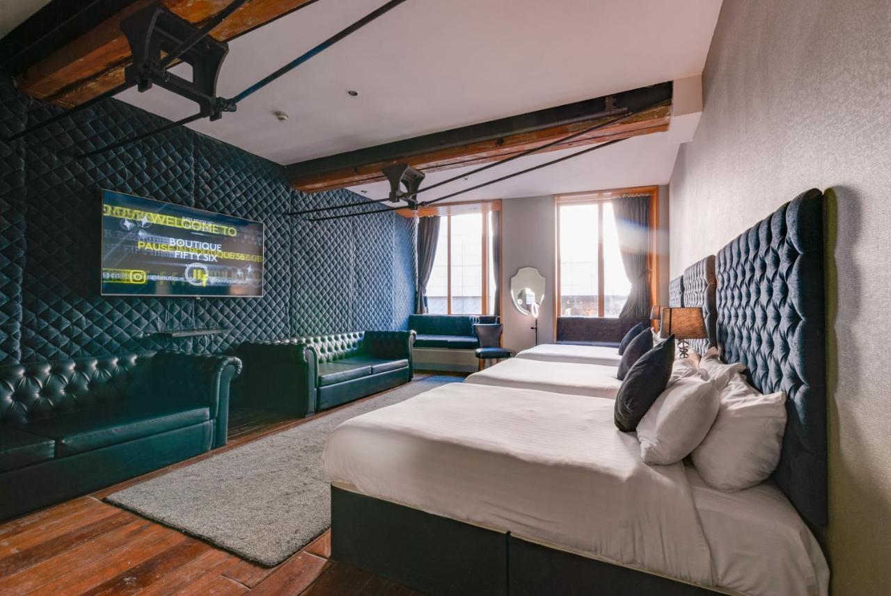 Deluxe Studio