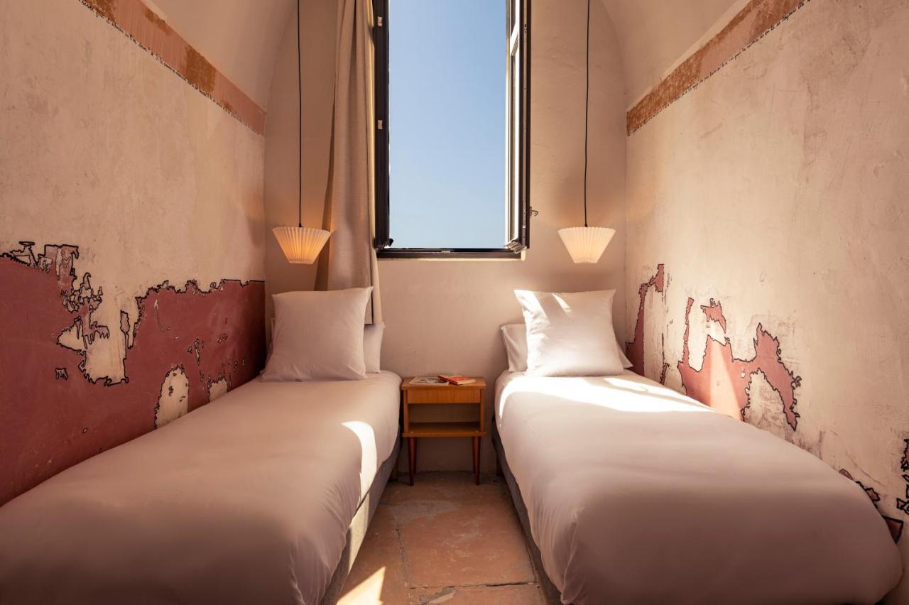 Standard Twin Room,1470013595:JPEG