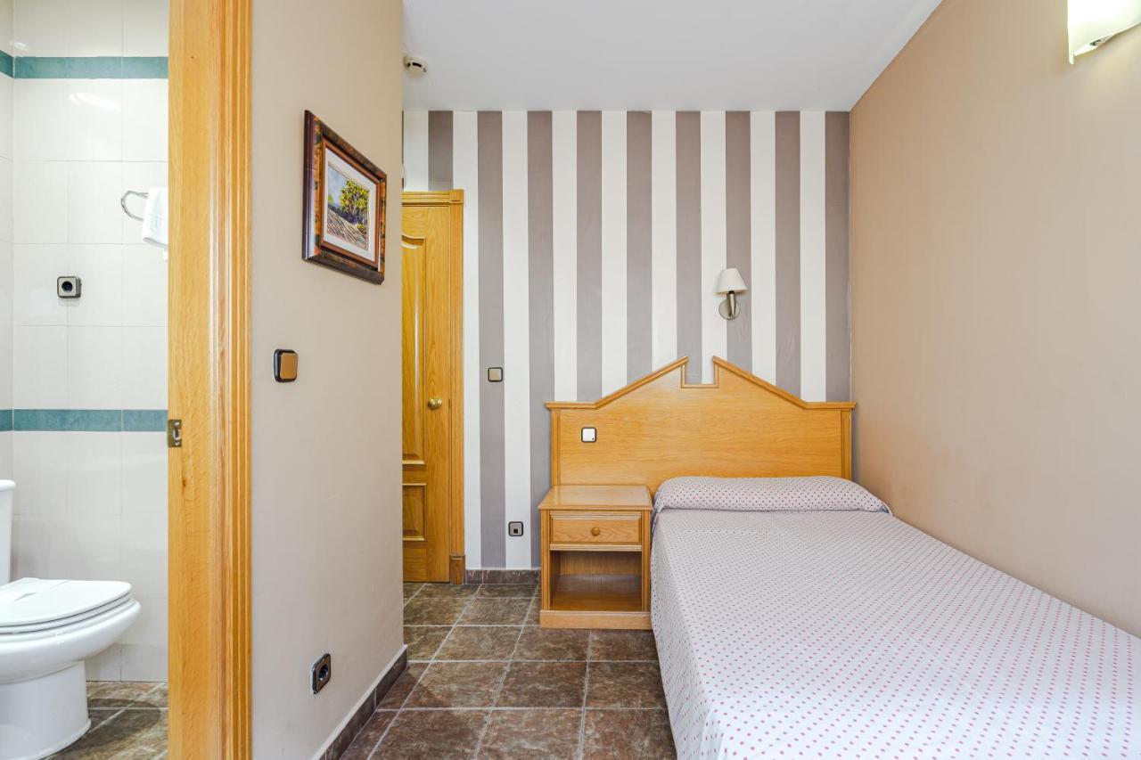 Habitación Individual con baño privado