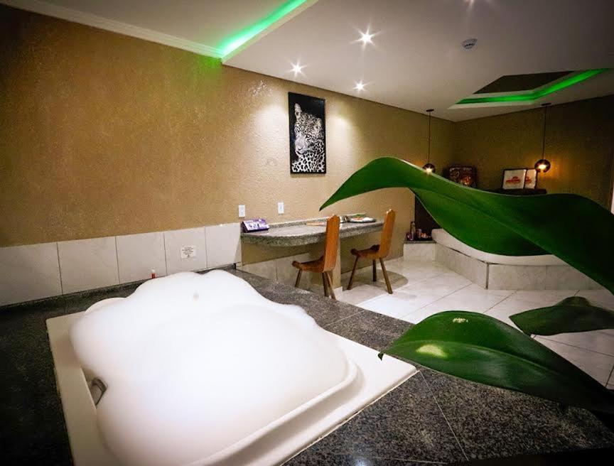 Suíte com Banheira de Hidromassagem