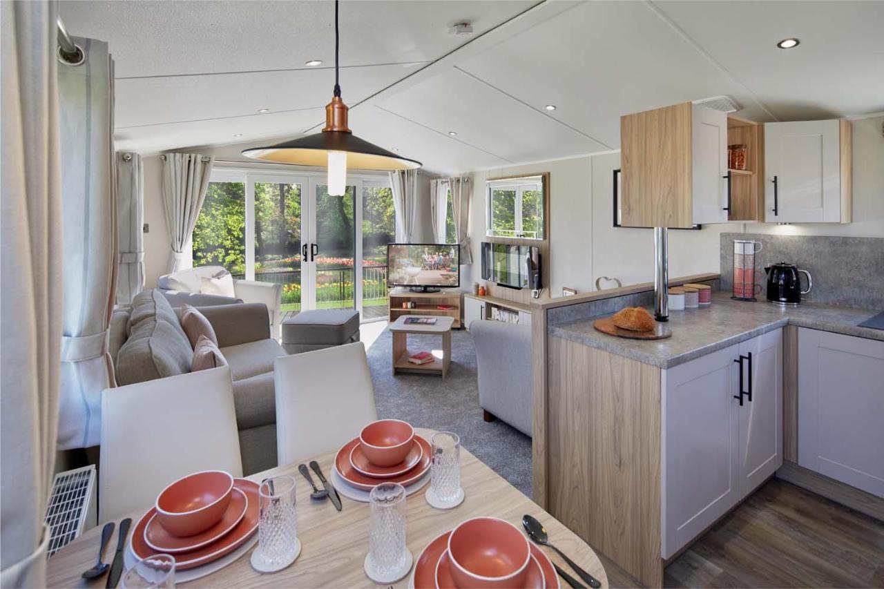 Pet friendly Gold Caravan 3 Bed