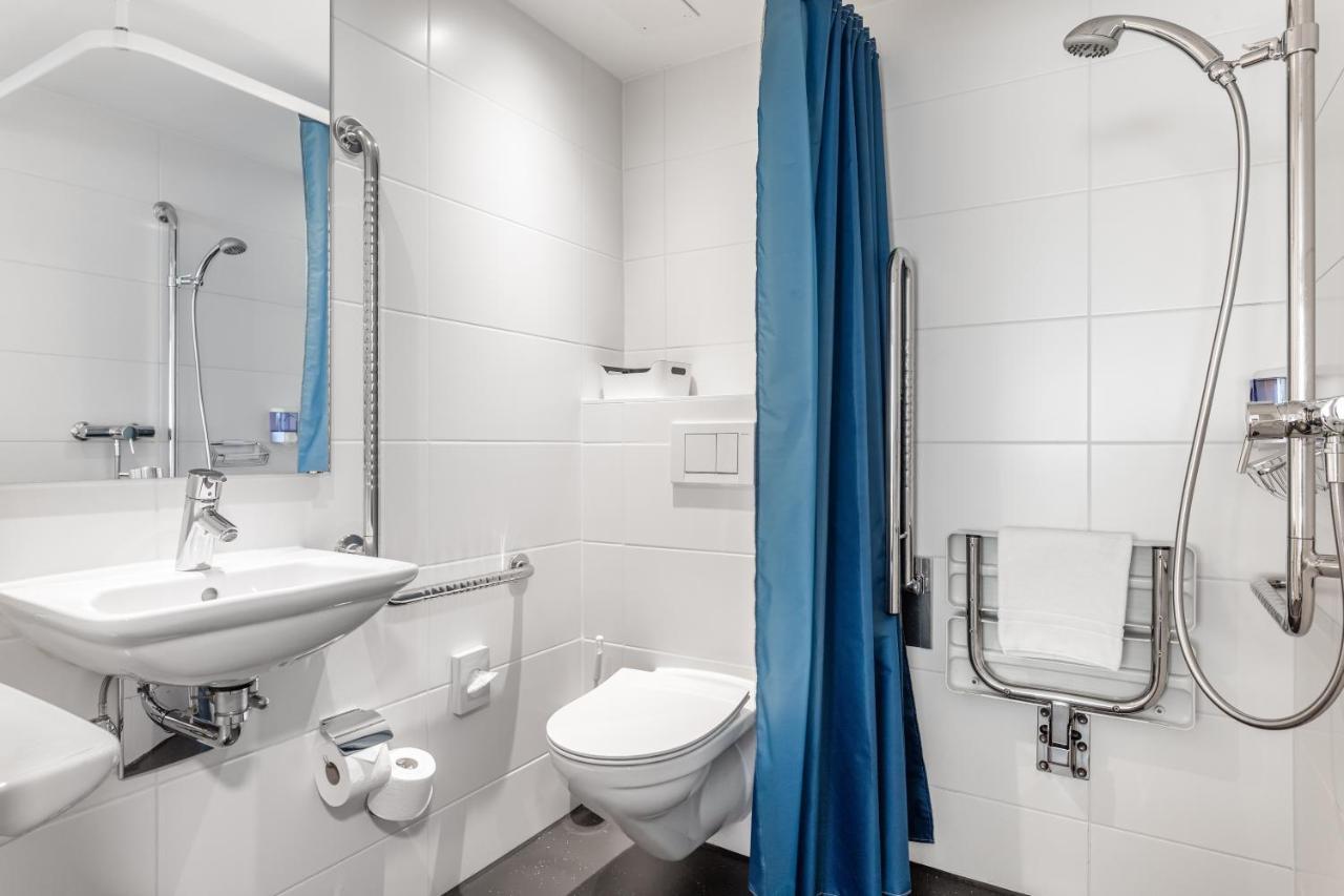 Double Room Street Side