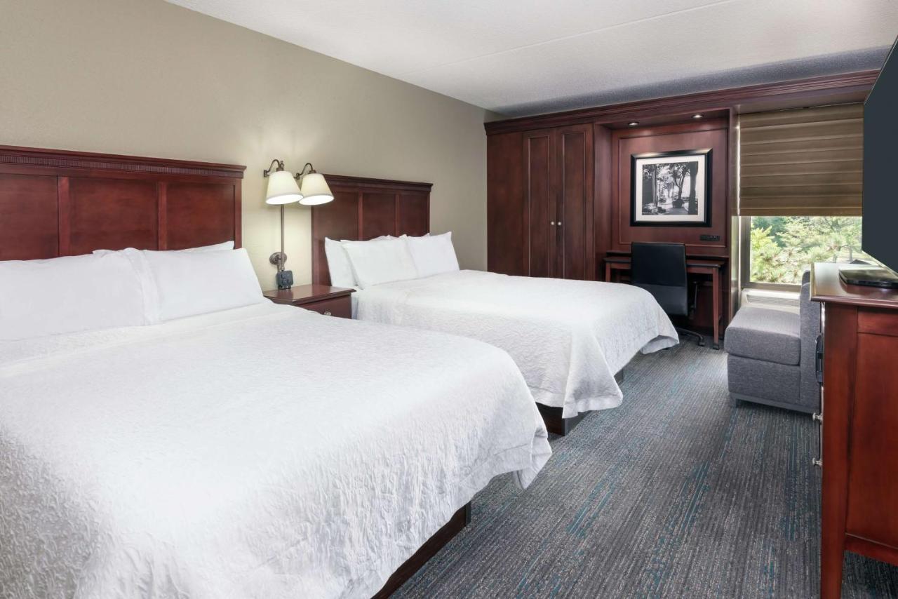 Double Room with Two Double Beds - Non-Smoking