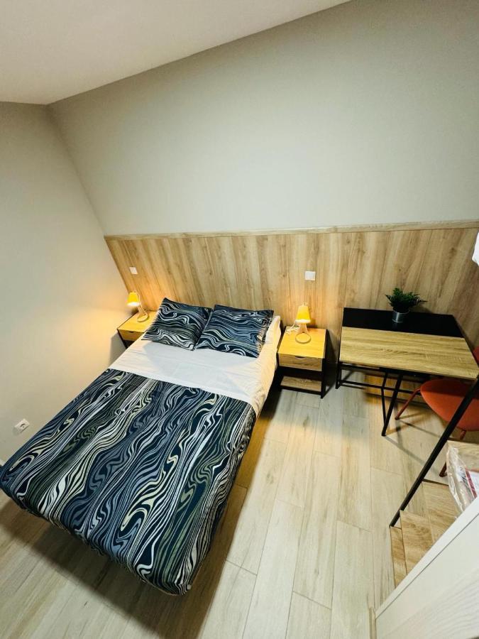 Double Room Private Bathroom