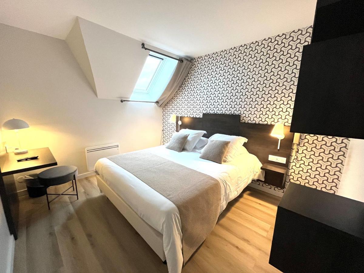 Chambre Double Économique avec Fenêtre de Toit