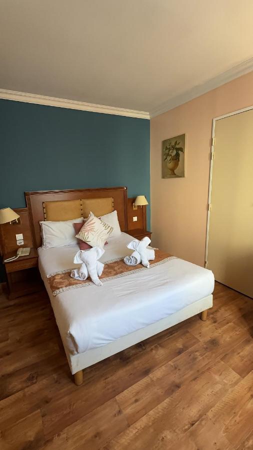 Quarto Duplo