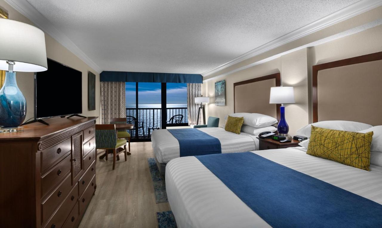 Tower Oceanfront Efficiency 2 Queen Beds Kitchen