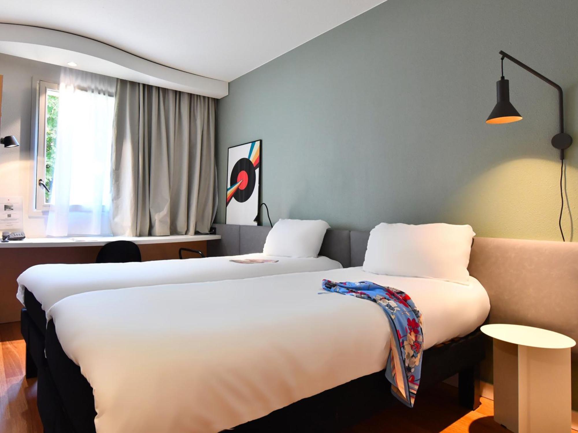 Standard Twin Room,1658071234:JPEG