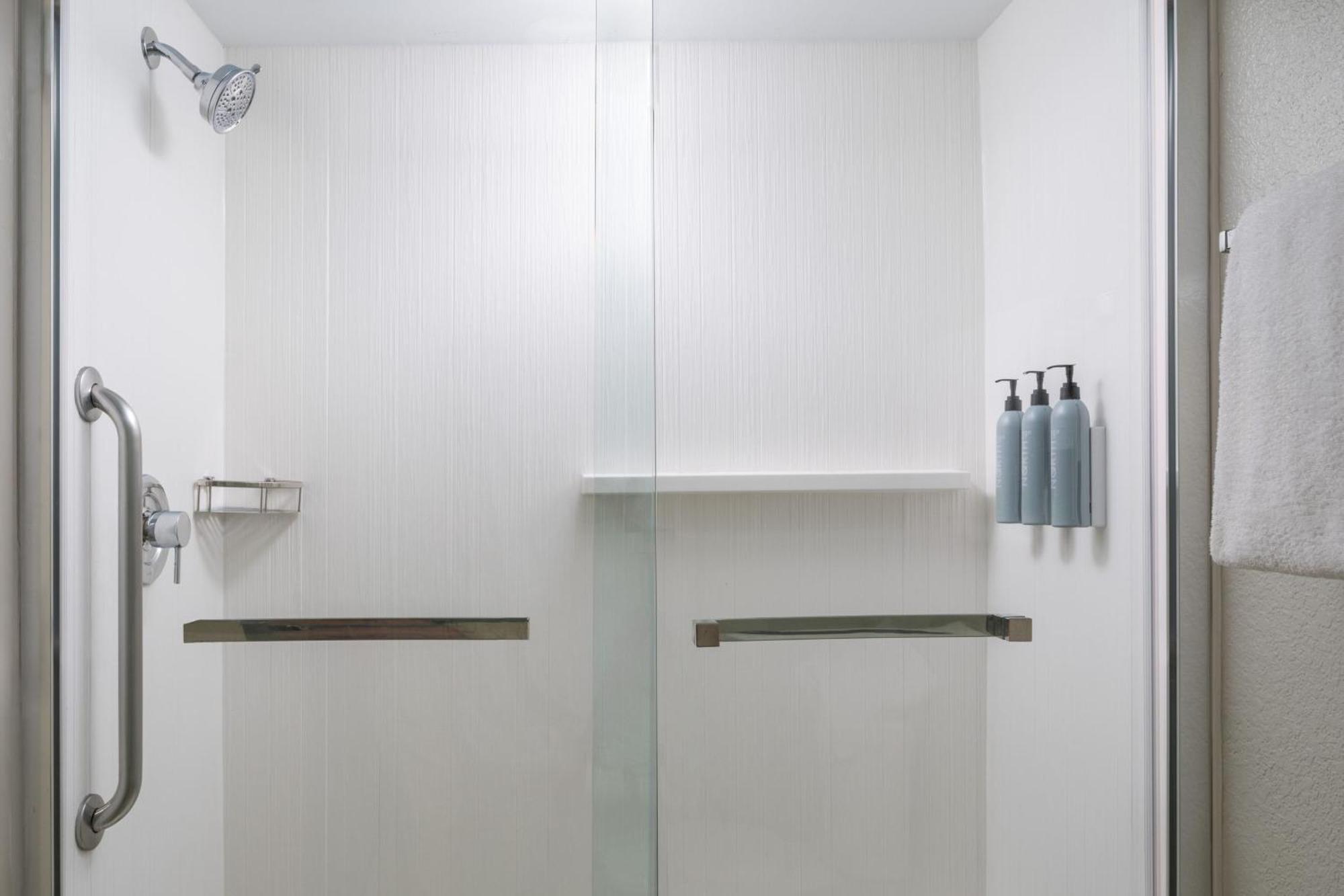 Queen Room Two Queen Beds