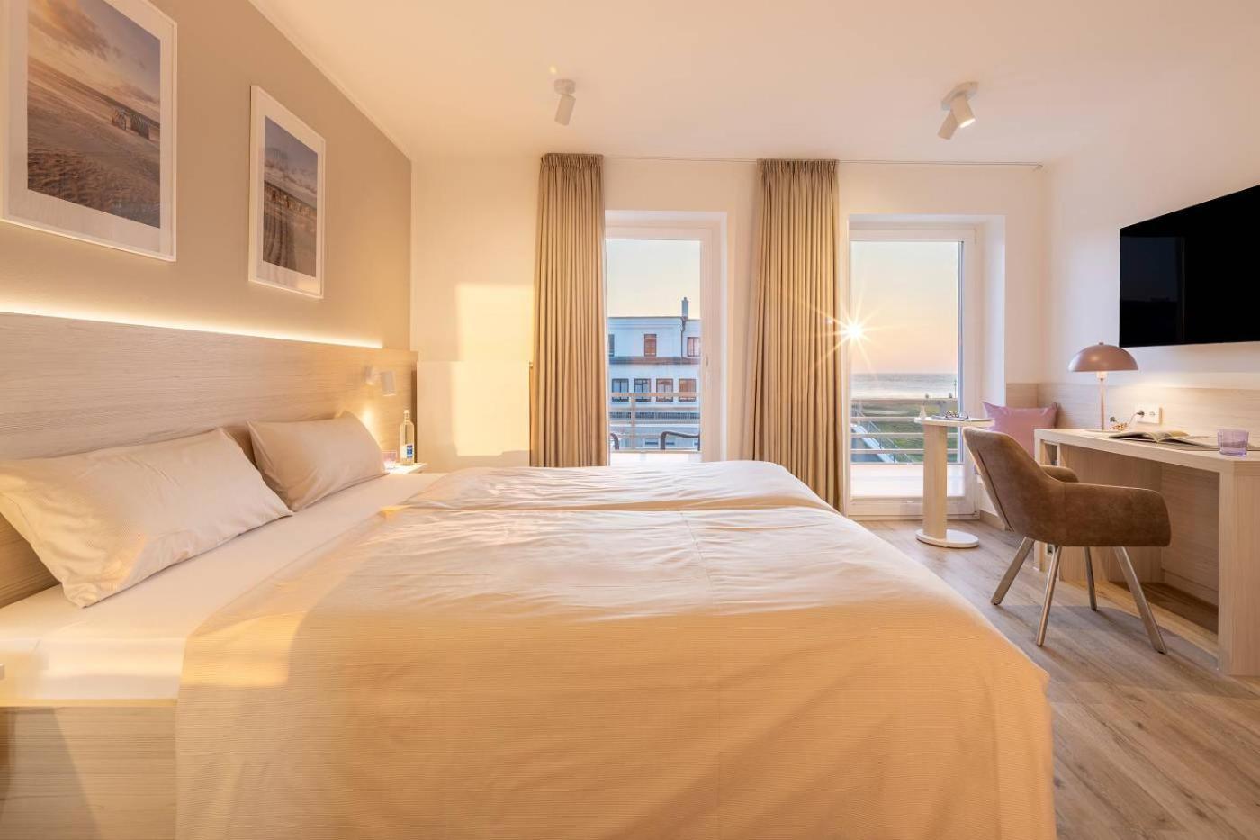 Double Room Balcony Sea View