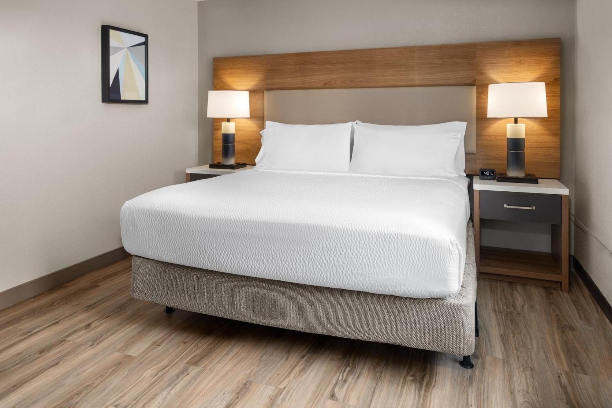 One-Bedroom Suite