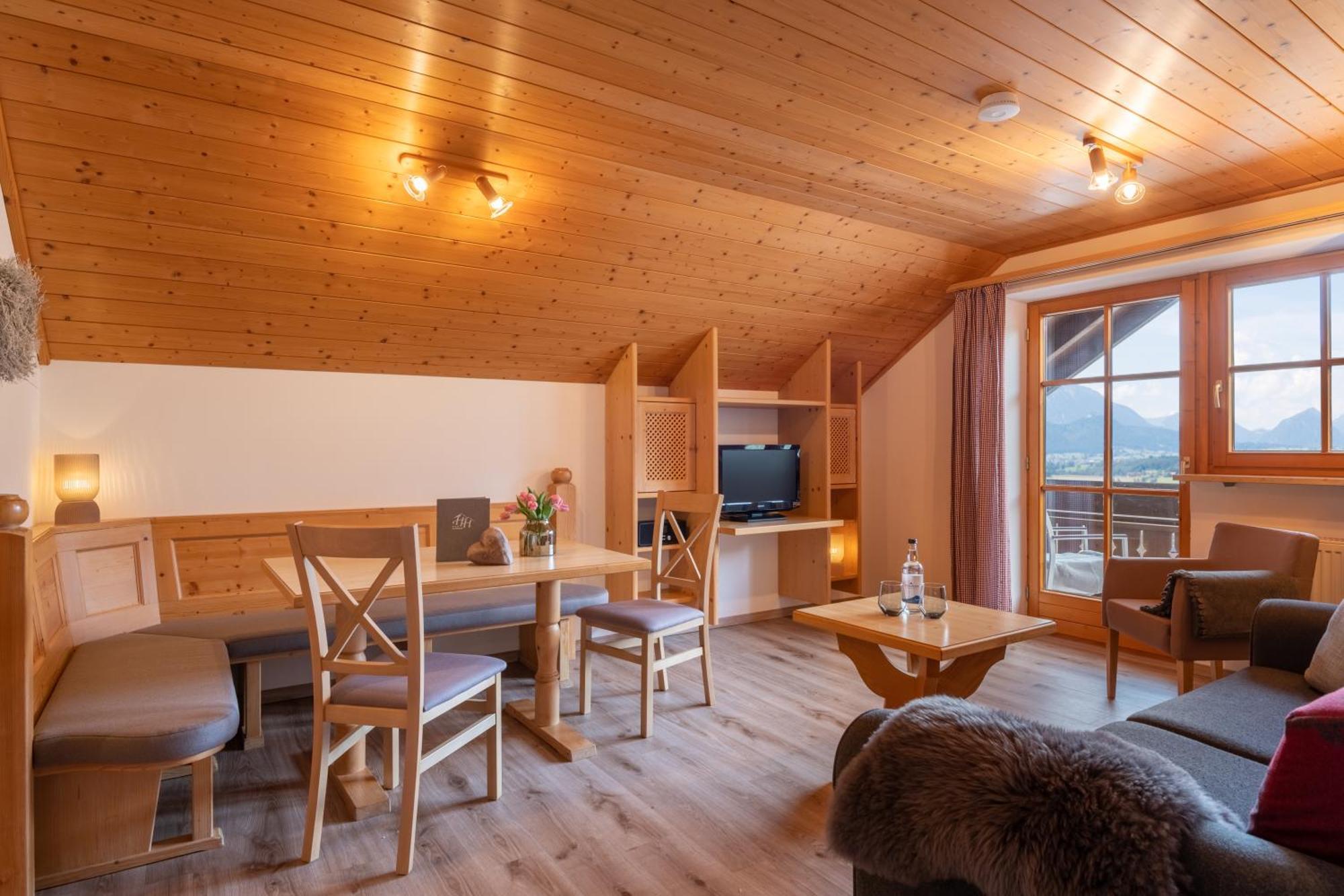 Family Room Kitchenette