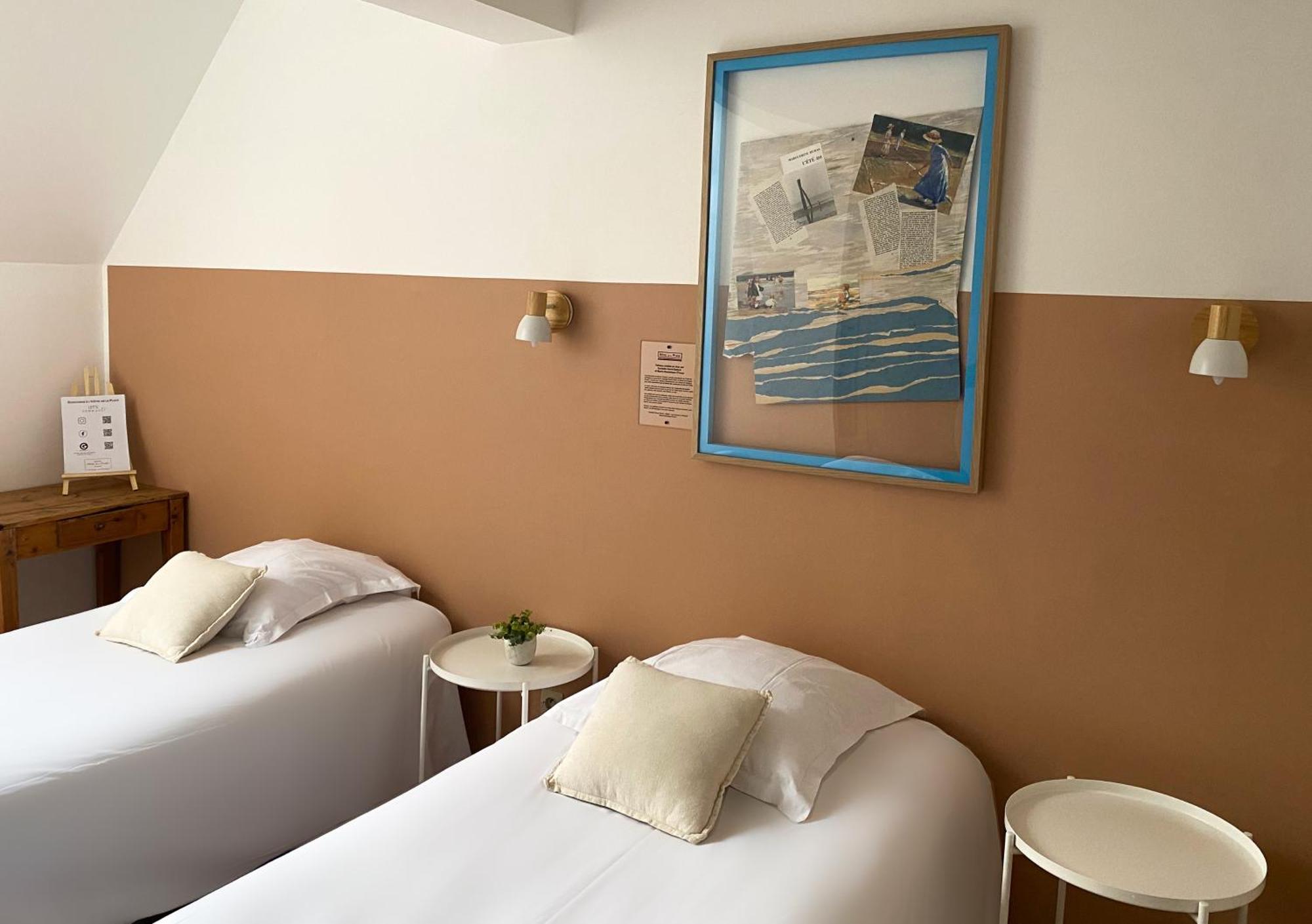 Twin Room,1500098563:JPEG