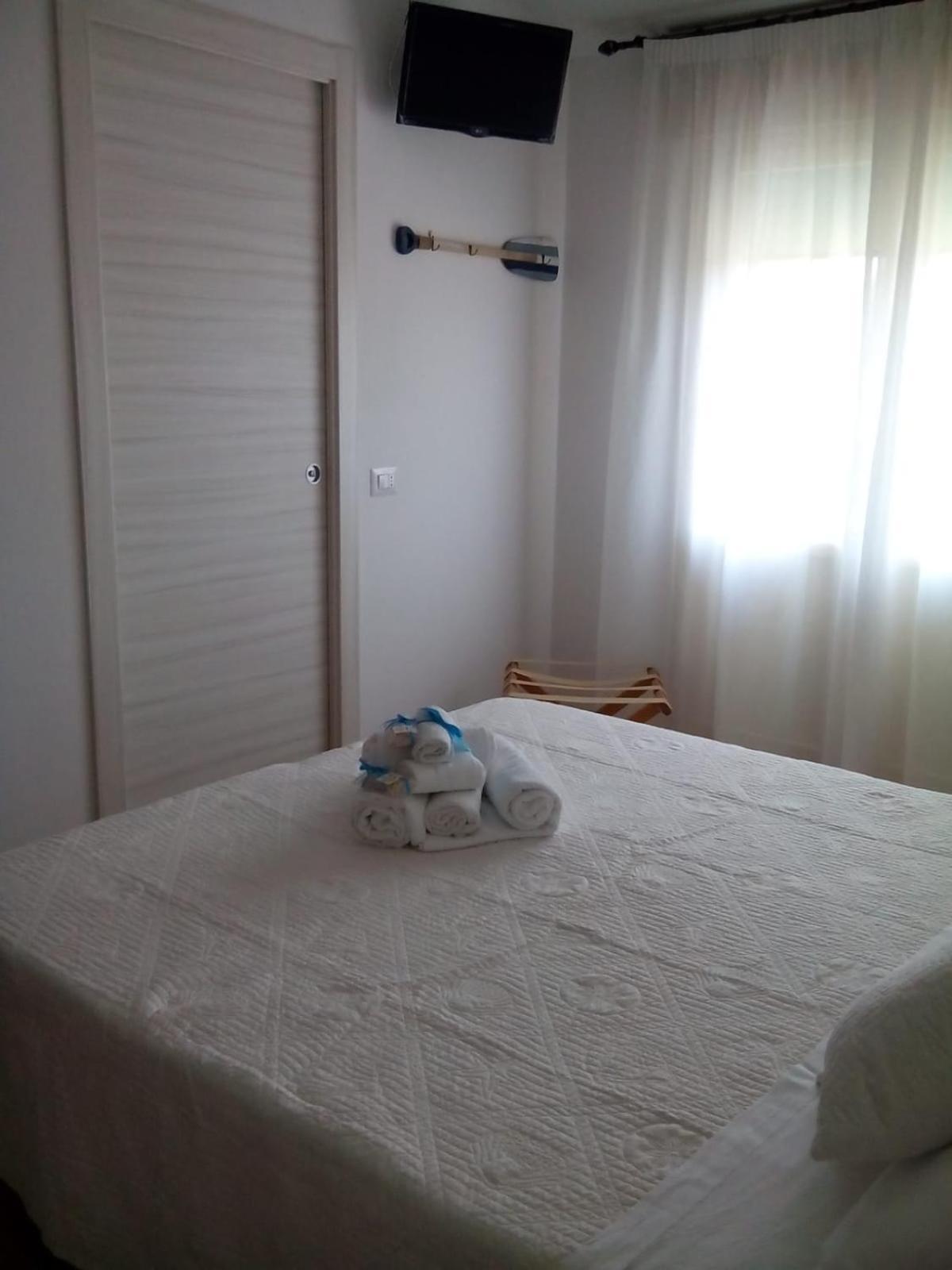 Camera Matrimoniale/Doppia con Letti Singoli