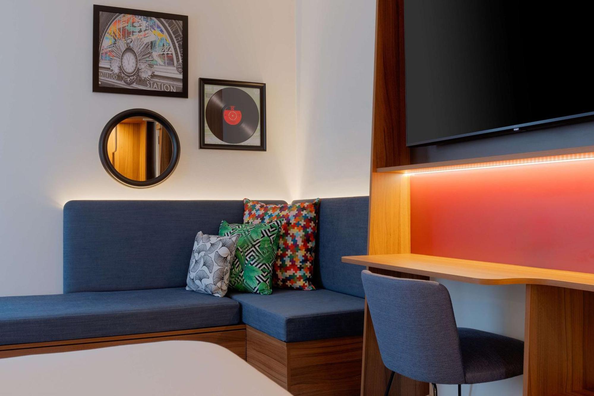 Premium Queen Room