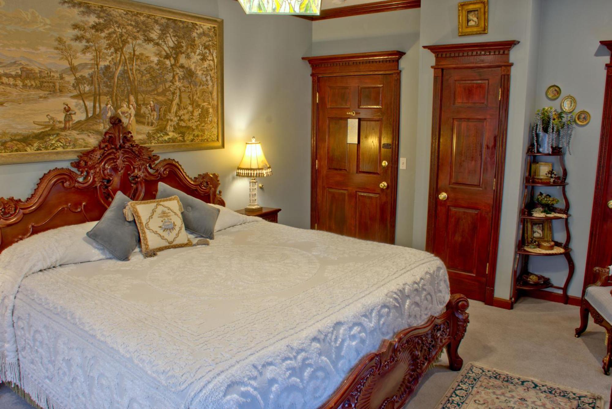 King Room with Balcony