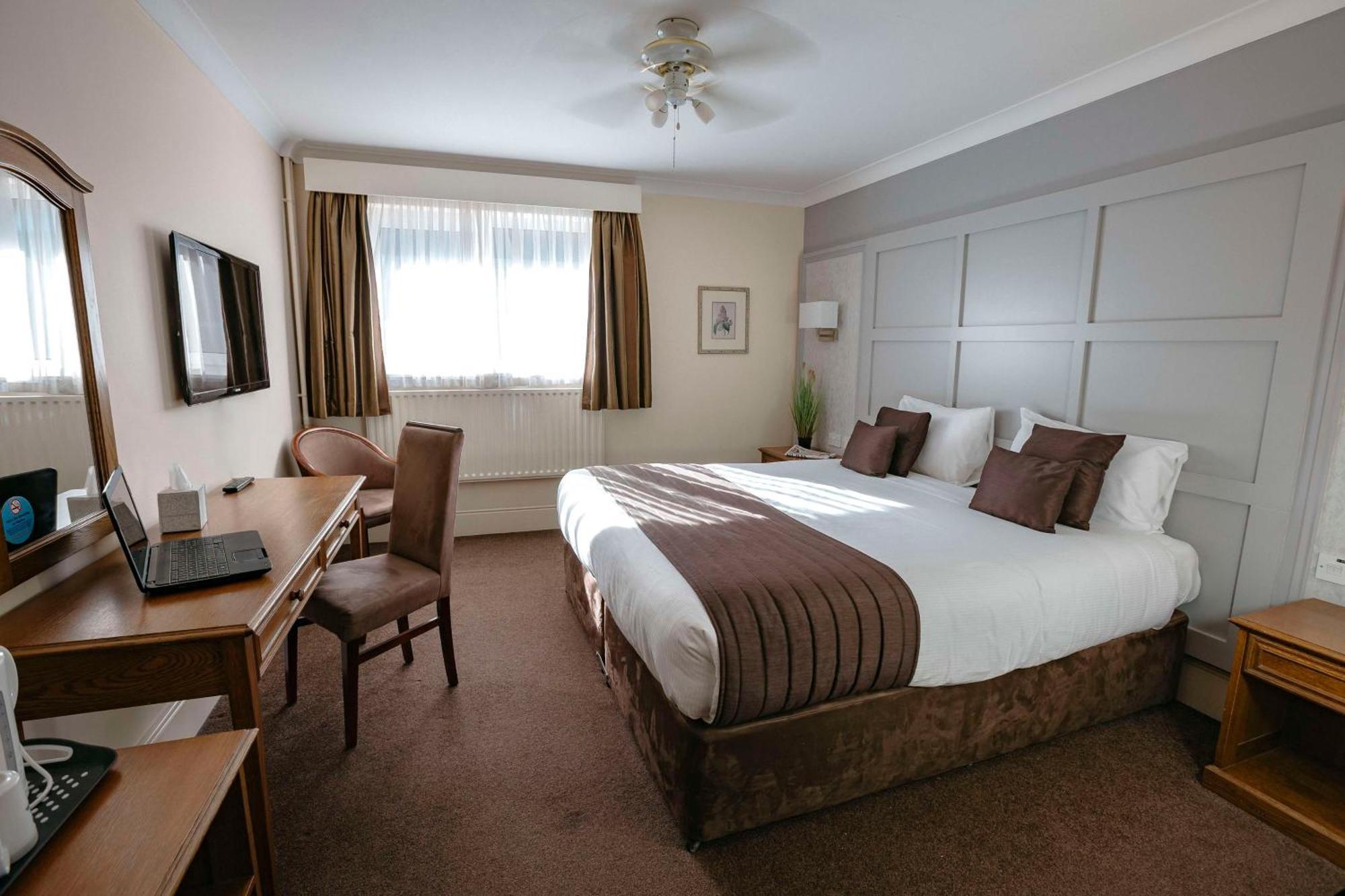 Executive King Room - Non-Smoking