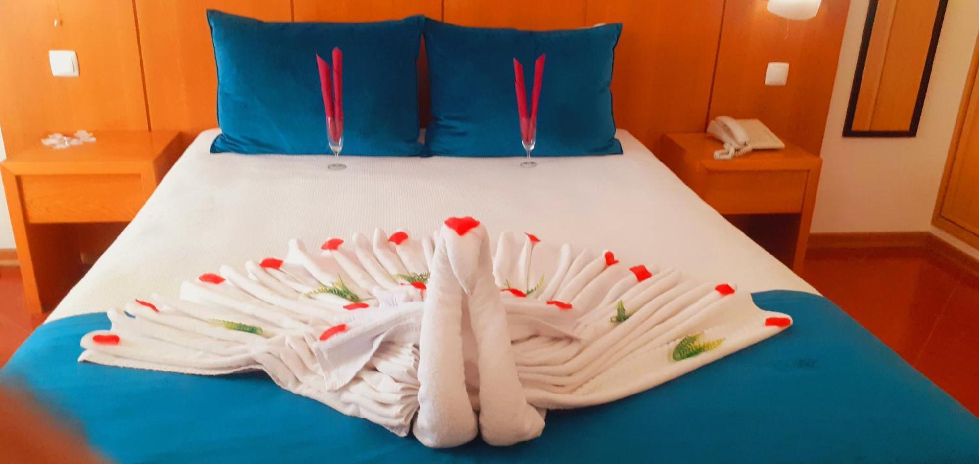 Suite de lujo con bañera de hidromasaje
