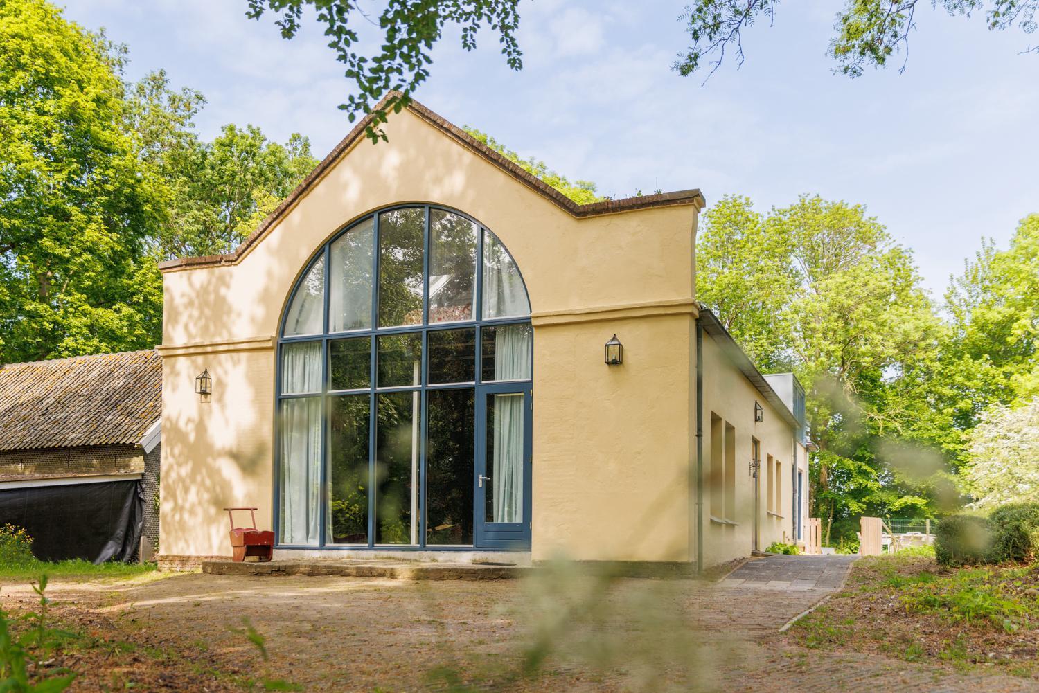 Three-Bedroom Apartment,1516459075:JPEG