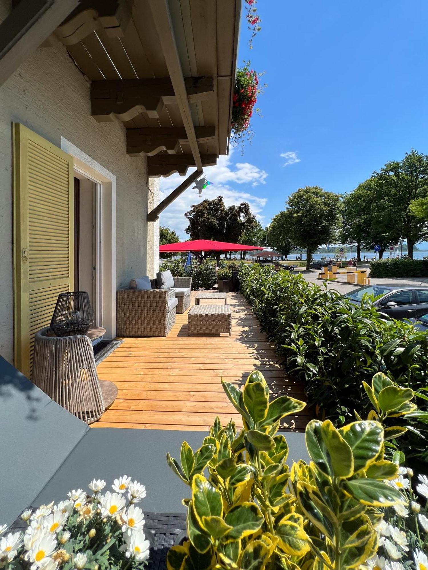 Double or Twin Room terrace lake view
