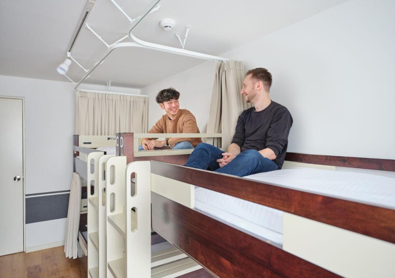 Bunk Bed in Mixed Dormitory Room