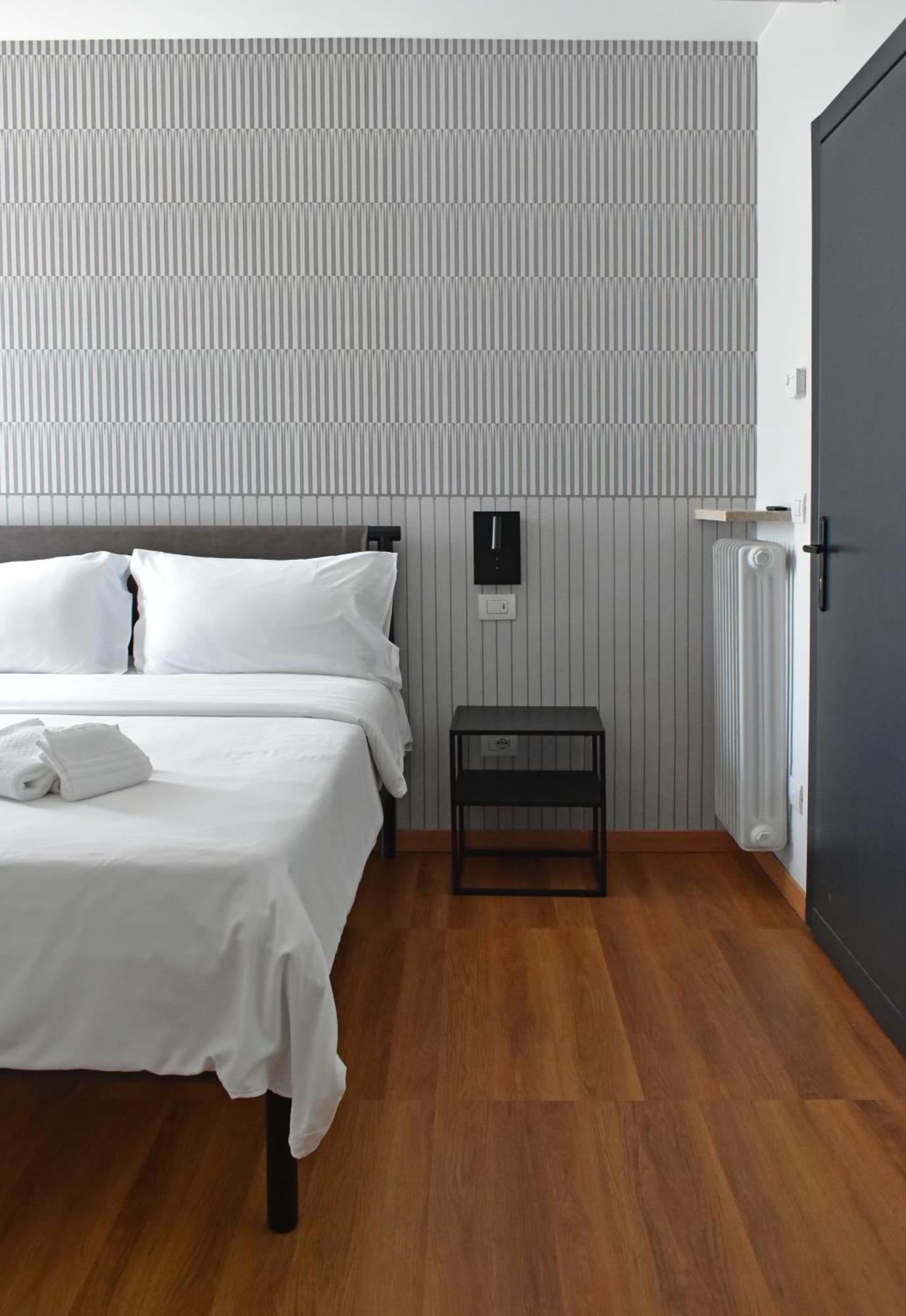 Double Room,1525434316:JPEG